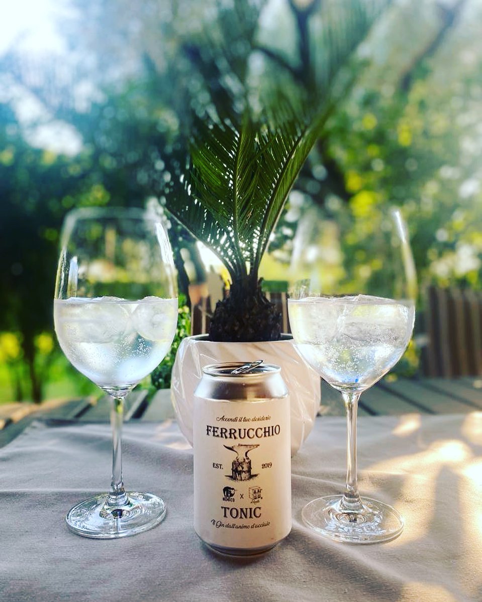 Gin Ferrucchio in spiaggia